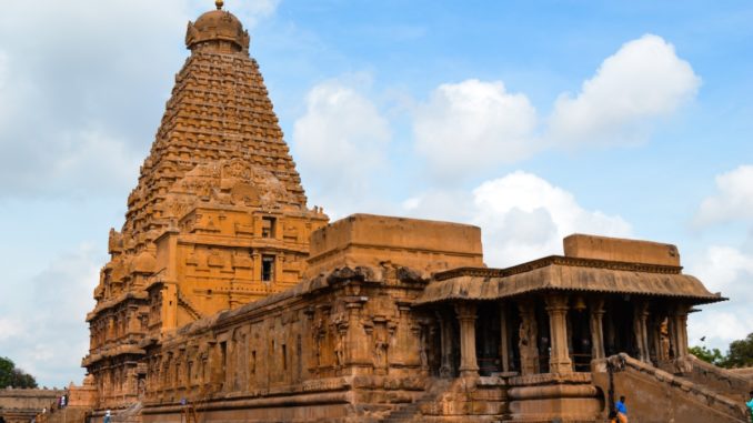 தஞ்சை பெரிய கோவில் கட்டுரை